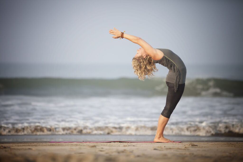 Hasta Uttanasana – Raised Arms Pose